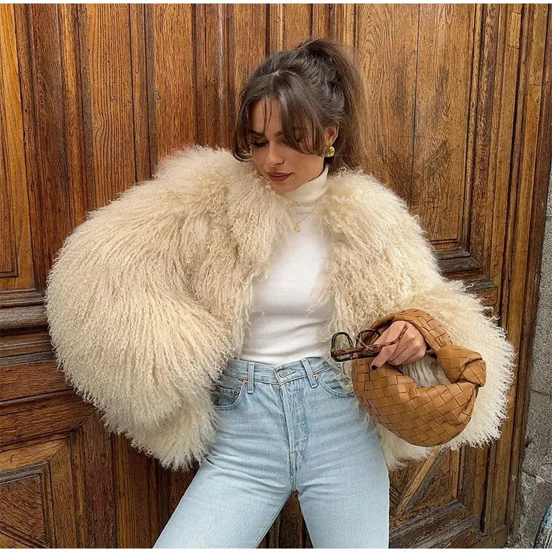 2024 Winter New Fashion Solid Fluffy Fur Coat Women High Street Luxury Lapel Collar Faux Fur Jacket Female Casual Overcoats