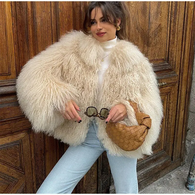 2024 Winter New Fashion Solid Fluffy Fur Coat Women High Street Luxury Lapel Collar Faux Fur Jacket Female Casual Overcoats