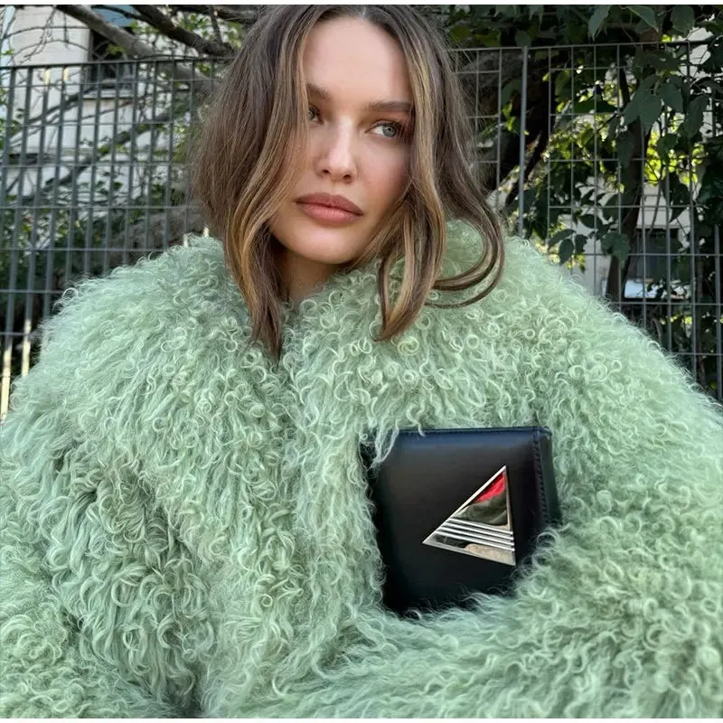 2024 Winter New Fashion Solid Fluffy Fur Coat Women High Street Luxury Lapel Collar Faux Fur Jacket Female Casual Overcoats