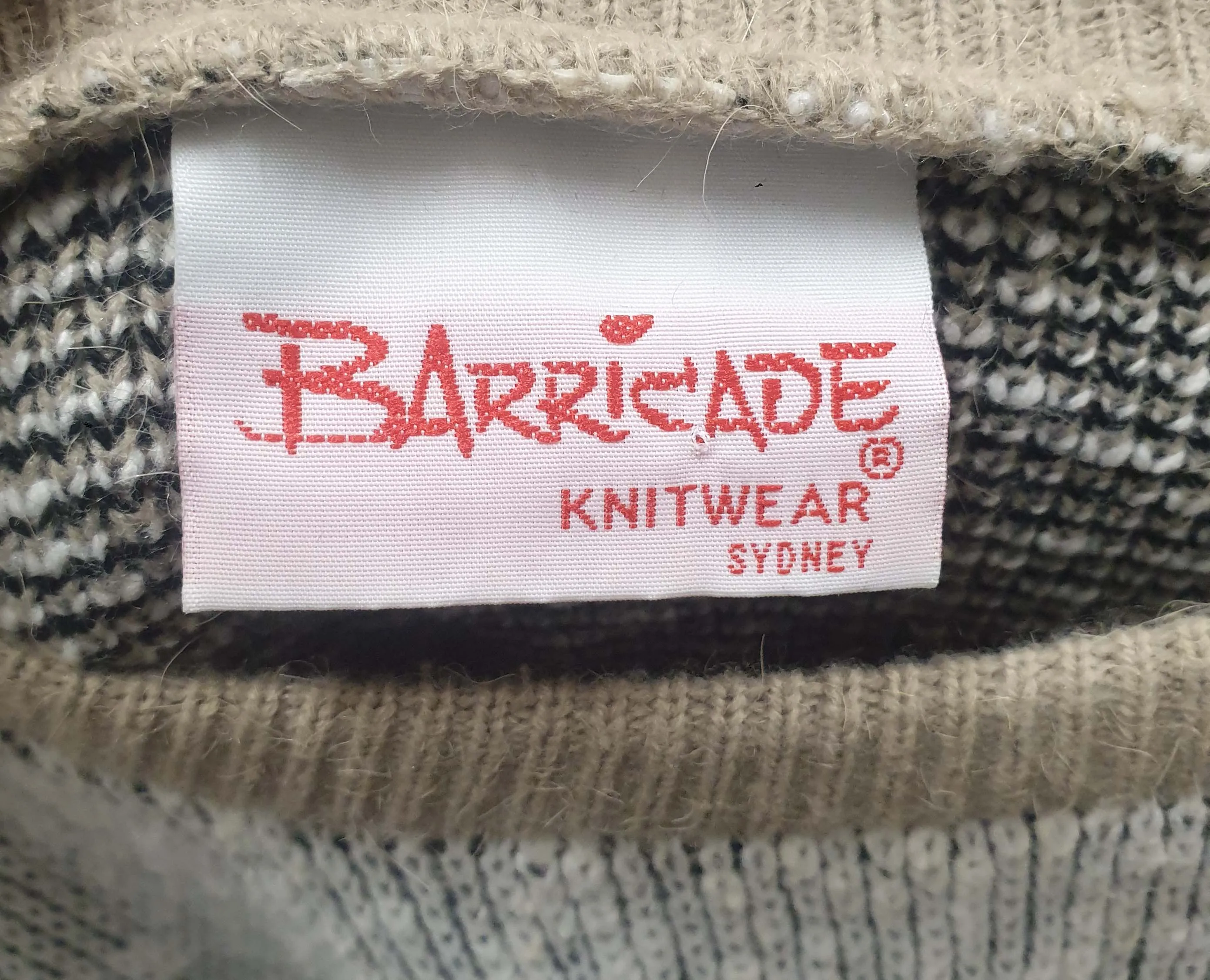Barricade vintage knit jumper size 16