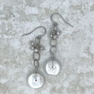 Deep Breath Pearl Earrings