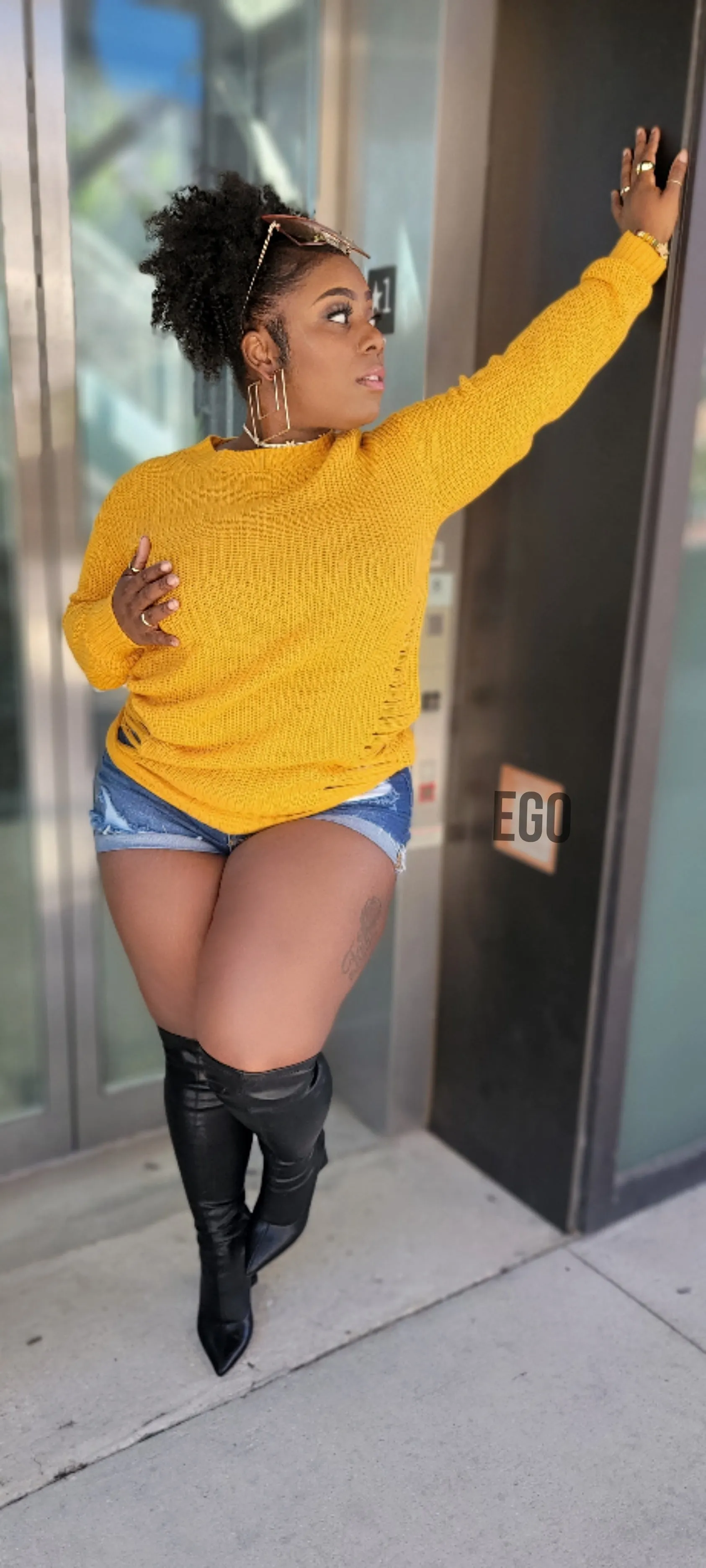 Falling Apart (MUSTARD)