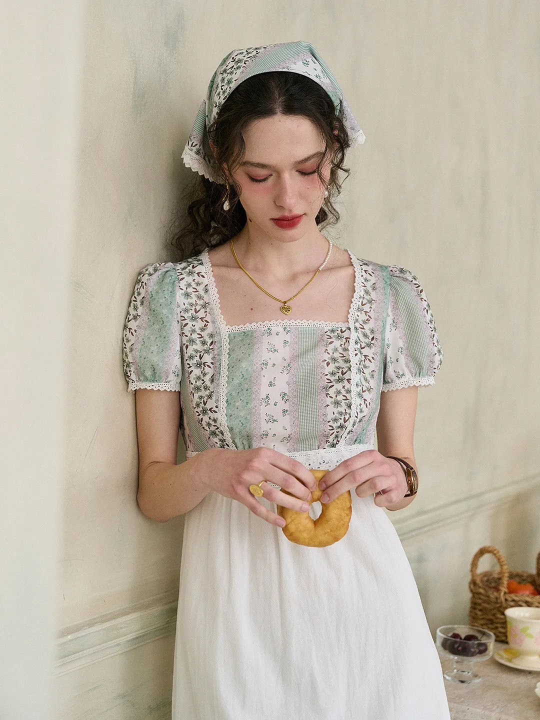 【Final Sale】Bria Square Collar Contrasting Trimmed Floral Pleated Dress