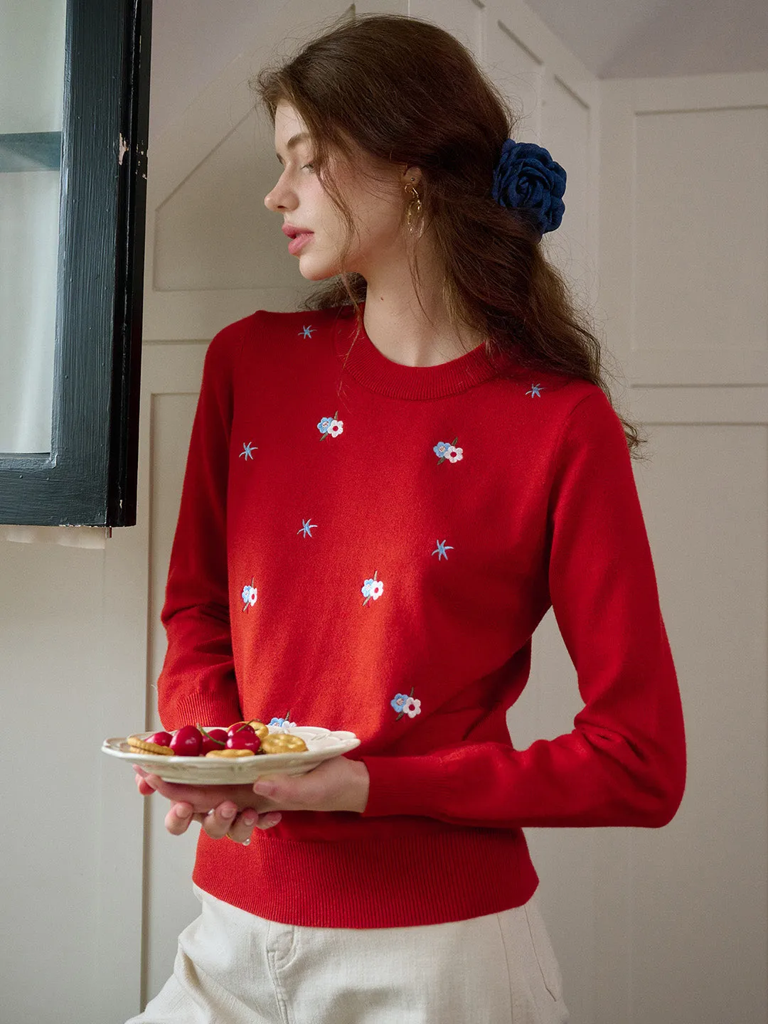 【Final Sale】Gracie Round Neck Embroidery Sweater