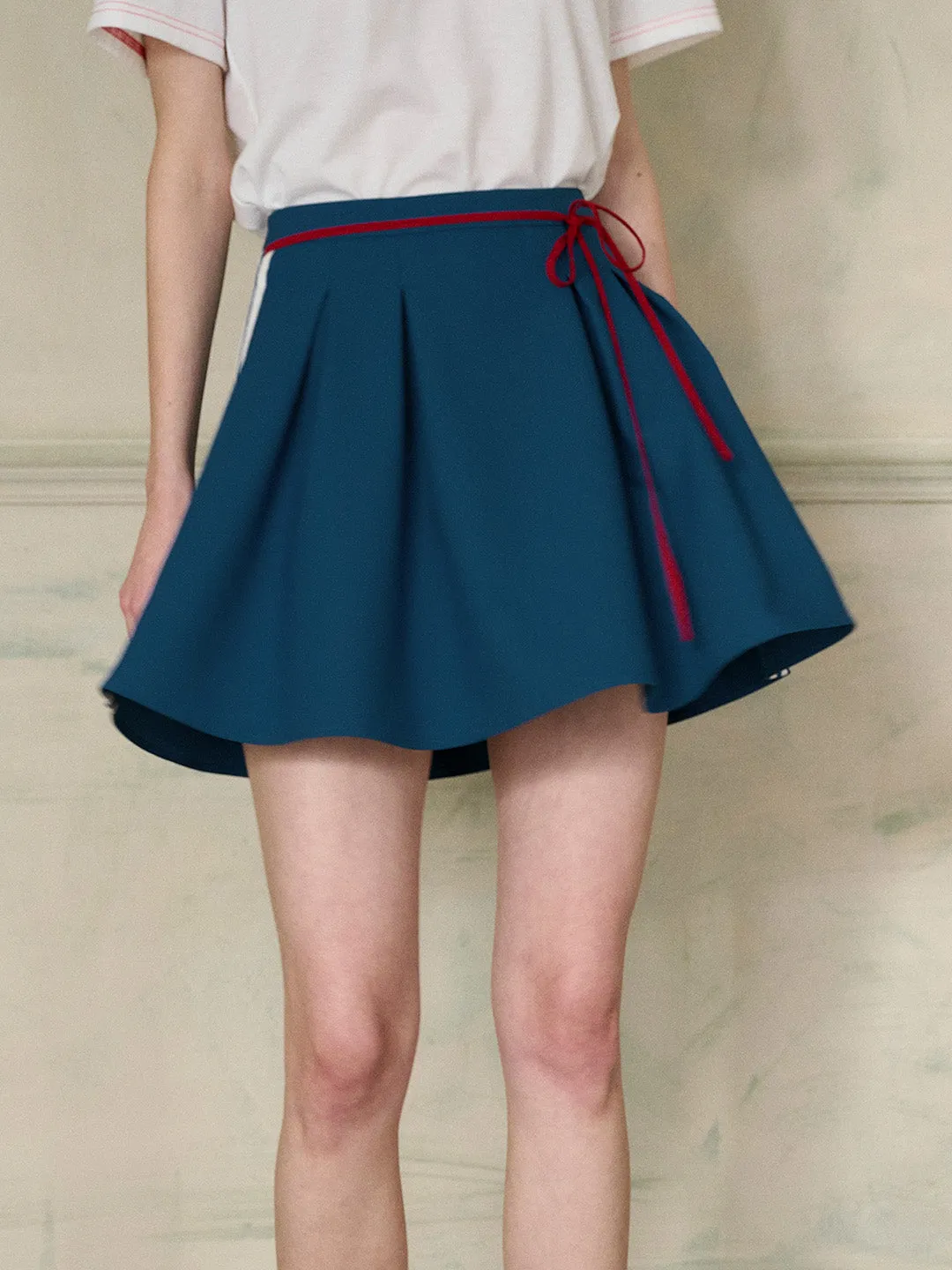 【Final Sale】Hadlee Cute Contrasting Lace-up Pleated A-Line Skirt