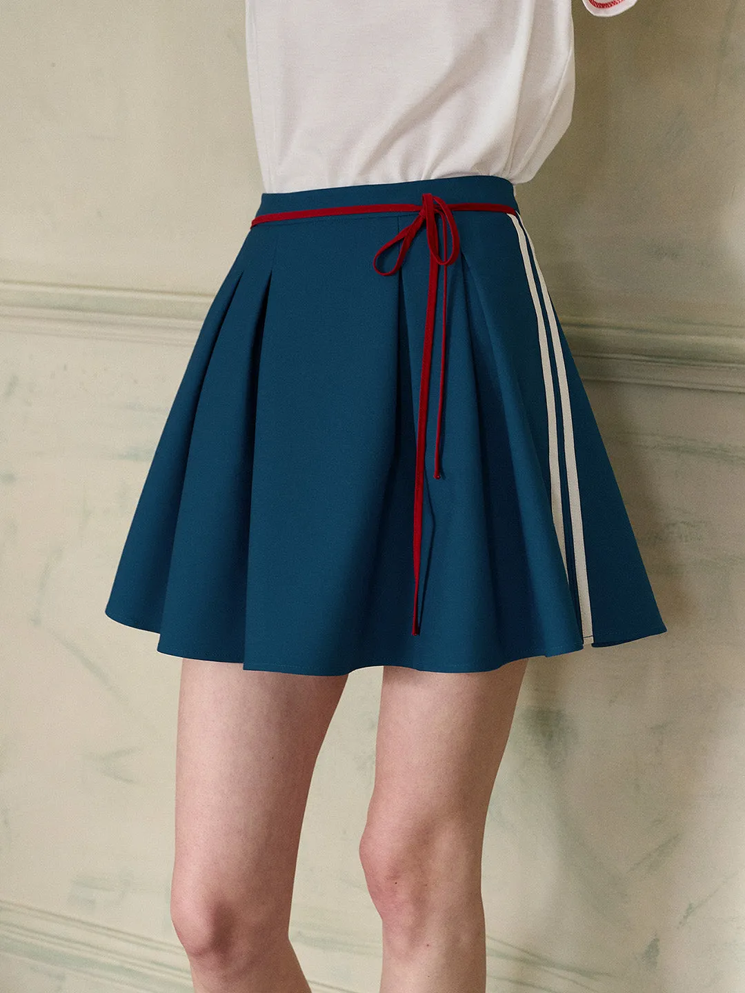 【Final Sale】Hadlee Cute Contrasting Lace-up Pleated A-Line Skirt