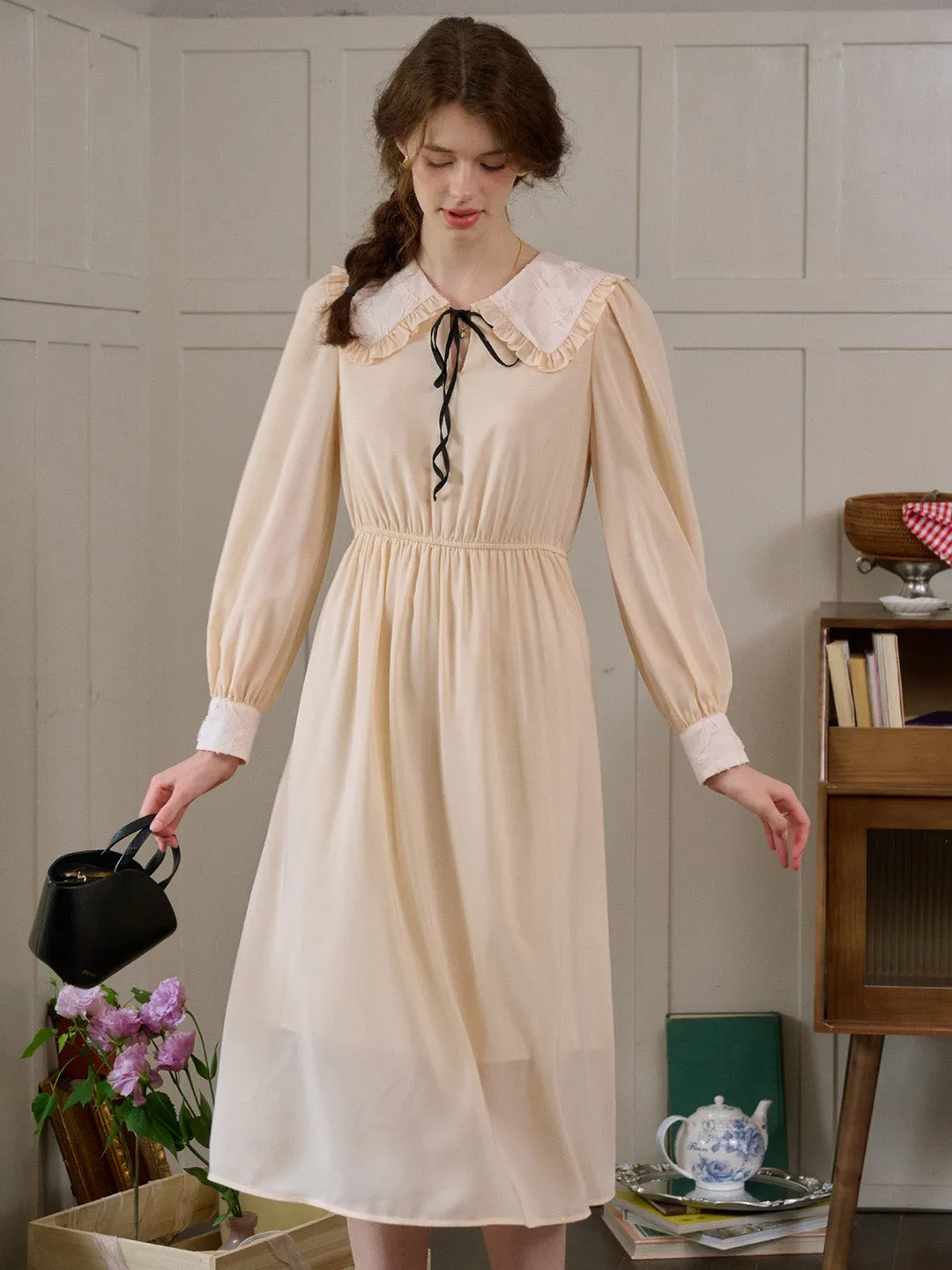 【Final Sale】Keily Doll Collar Contrasting Lace-up Pleated Dress