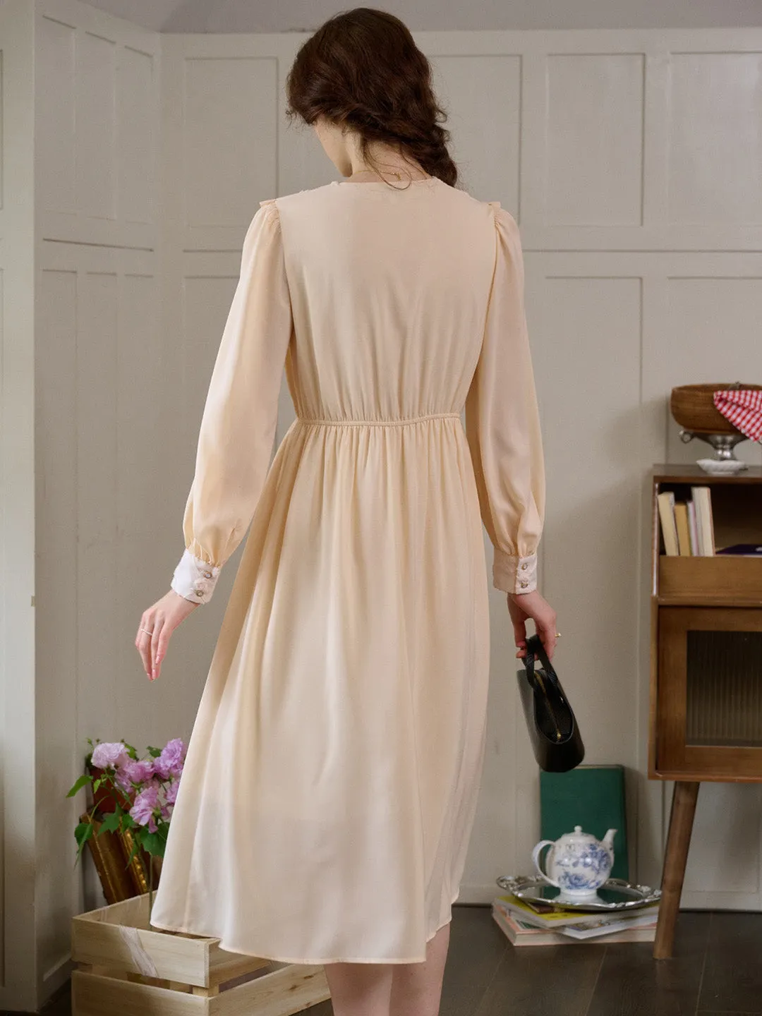 【Final Sale】Keily Doll Collar Contrasting Lace-up Pleated Dress