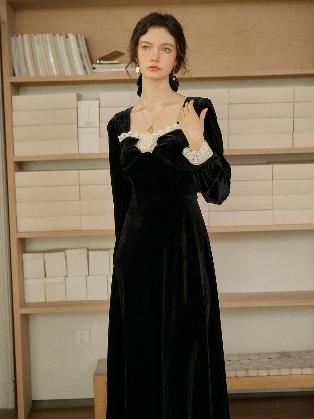 【Final Sale】Valentina Square Collar Rose Dress