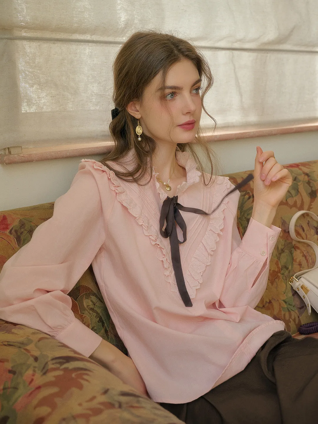 【Final Sale】Yareli Vintage Lace Panel Contrasting Lace-up Round Neck Blouse - Blue