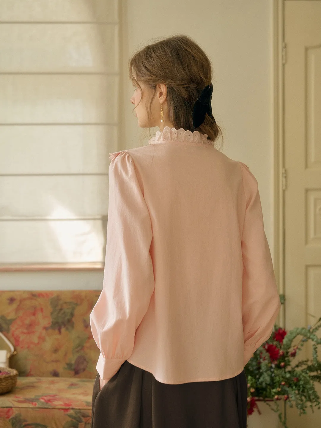【Final Sale】Yareli Vintage Lace Panel Contrasting Lace-up Round Neck Blouse - Pink
