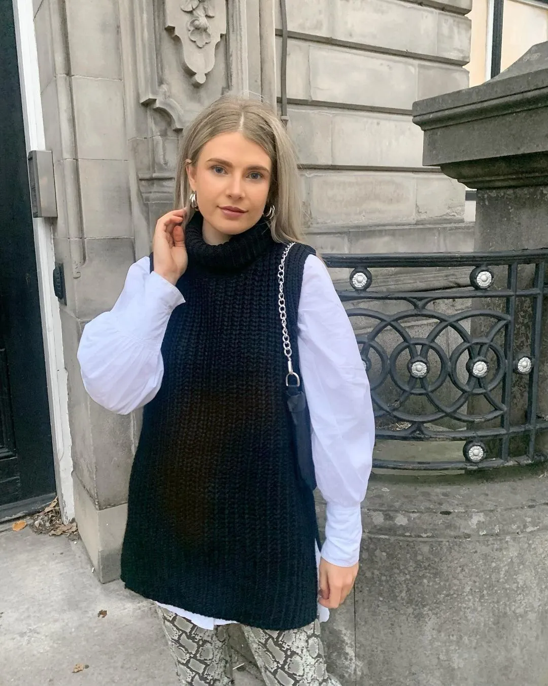 High Heap Collar Knit Vest Sweaters