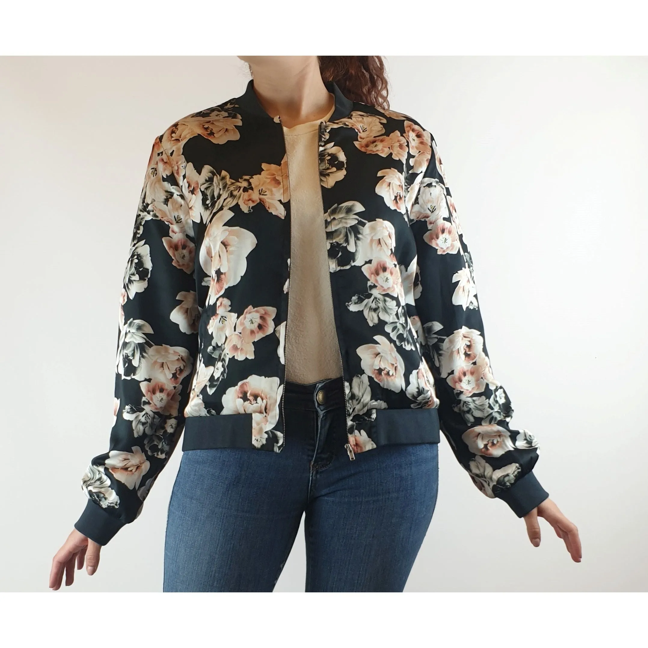 Jump black silkly feel bomber style jacket with pretty rose print size 10