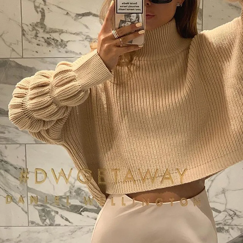 Lantern Sleeve High-collared Knit Sweaters