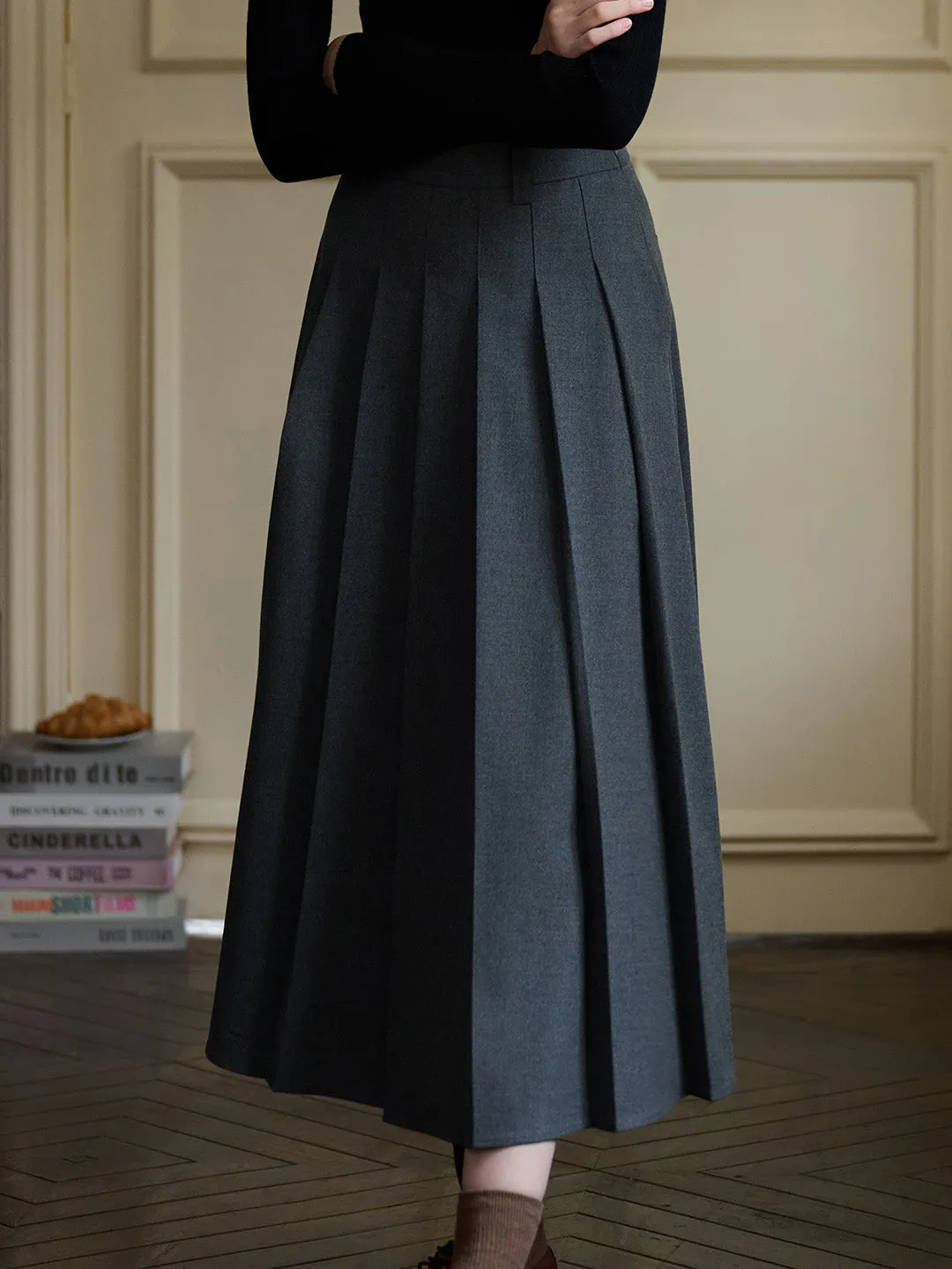 Linda Versatile Silhouette A-line Pleats Skirt