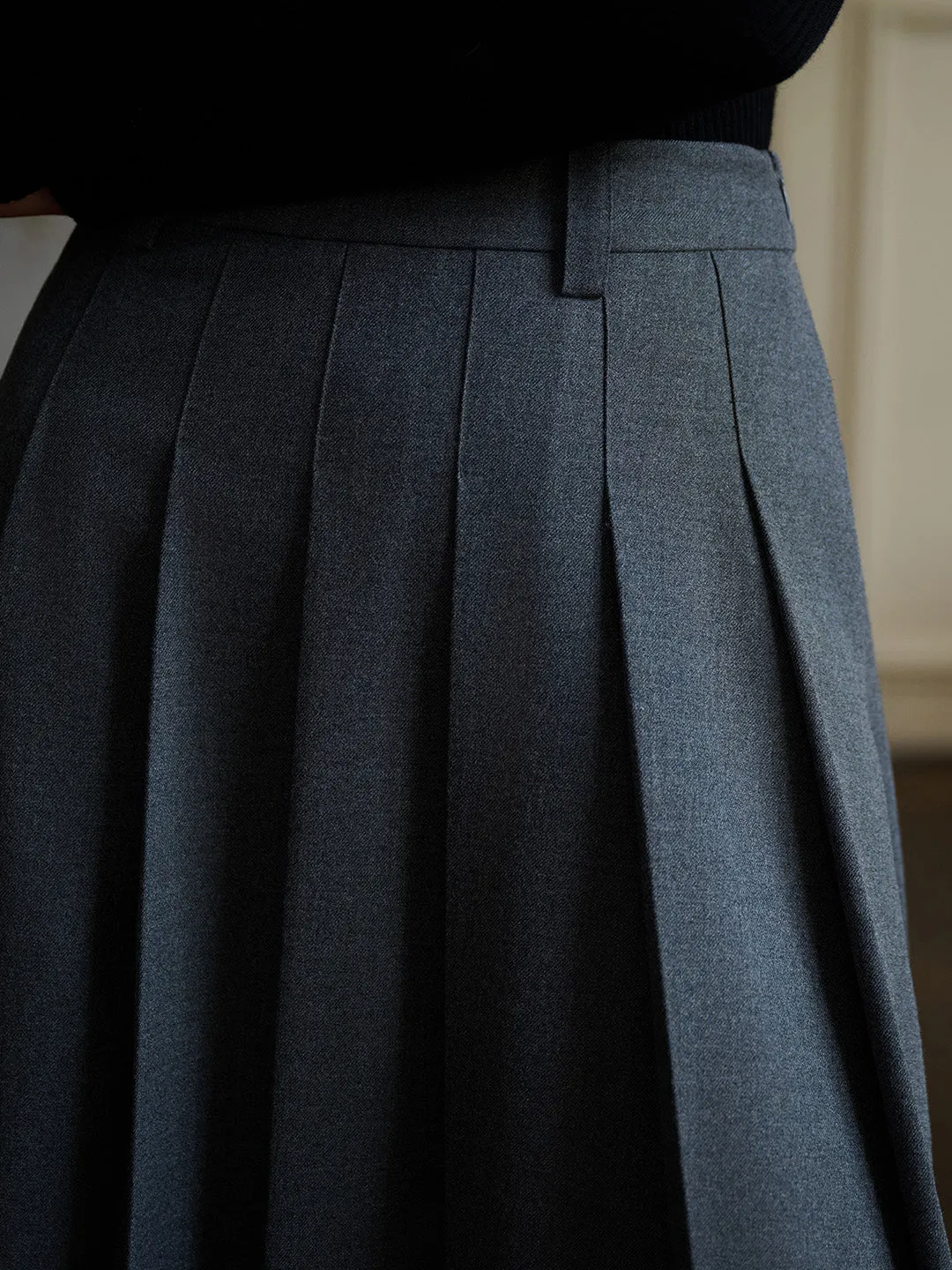 Linda Versatile Silhouette A-line Pleats Skirt
