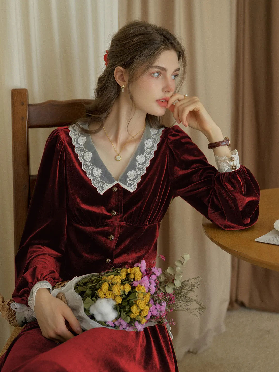 Megan V-neck Contrast Lace Lapel Cuffs Splicing Velvet Blouse - Red