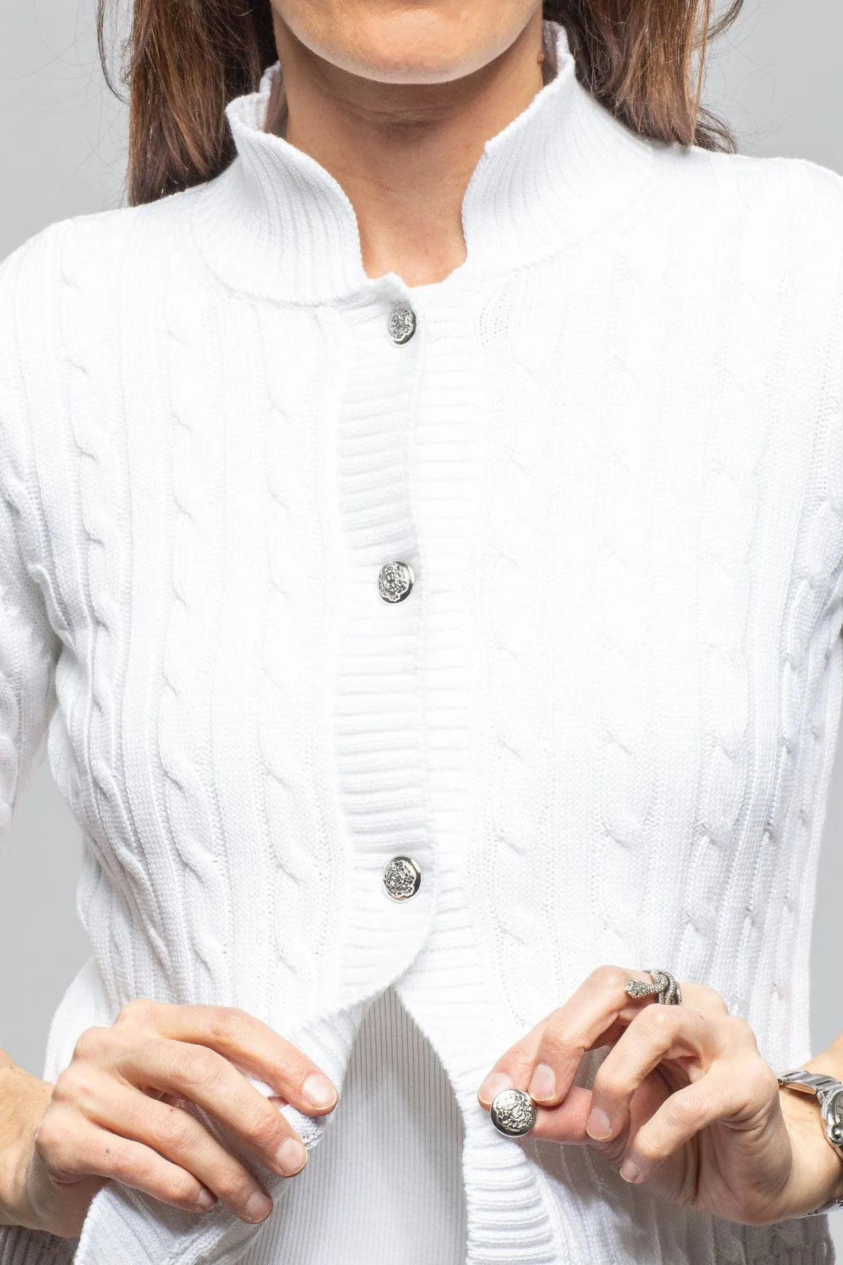 Naxos Short Sweater In White