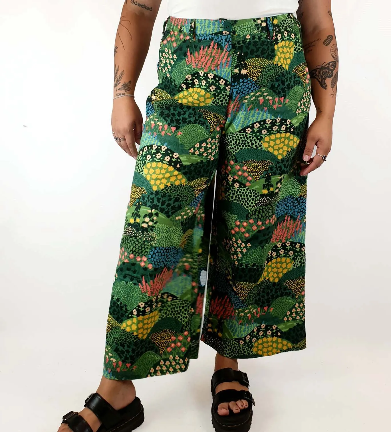 Princess Highway green field and flower print wide leg pants size 16