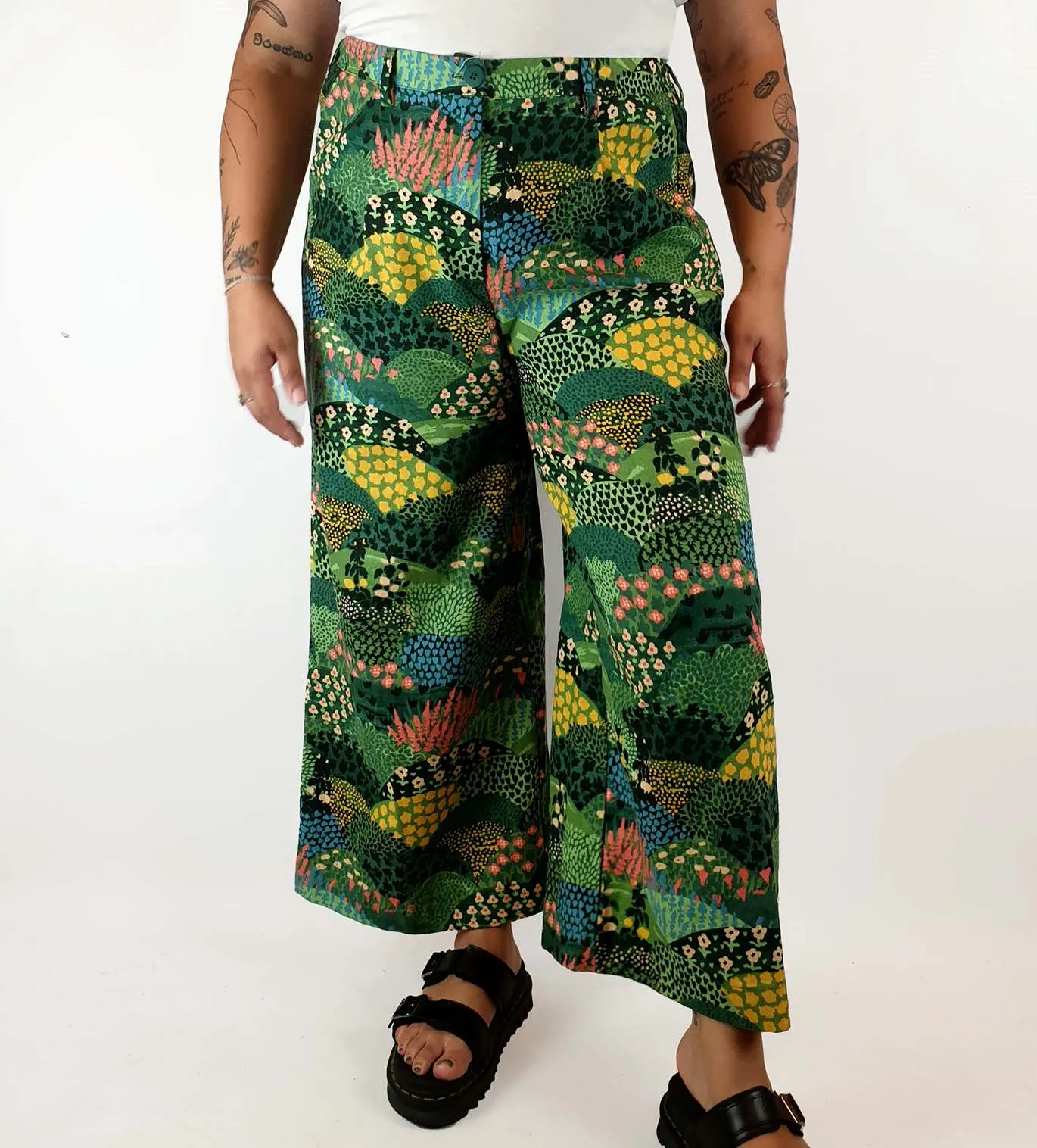 Princess Highway green field and flower print wide leg pants size 16
