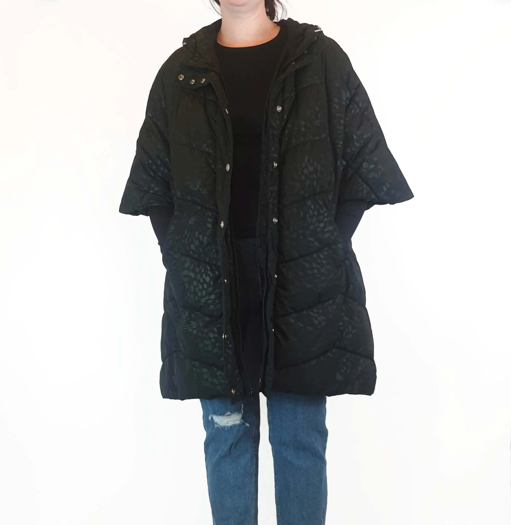 Puffa textured black half sleeve puffer jacket size M