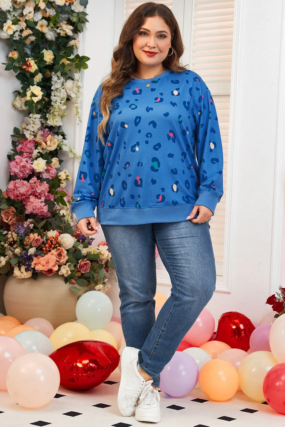 Ribbed Edge Pullover Sweatshirt