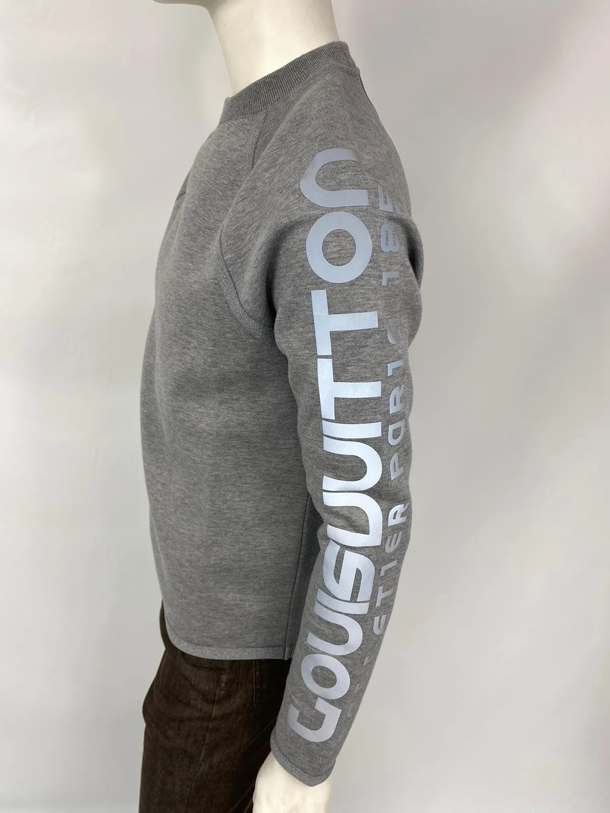Scuba Style Sweater With Reflective Print