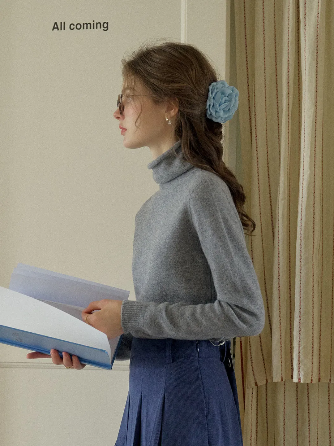 Solana Basic Versatile Turtleneck 100% Wool Sweater - Blue