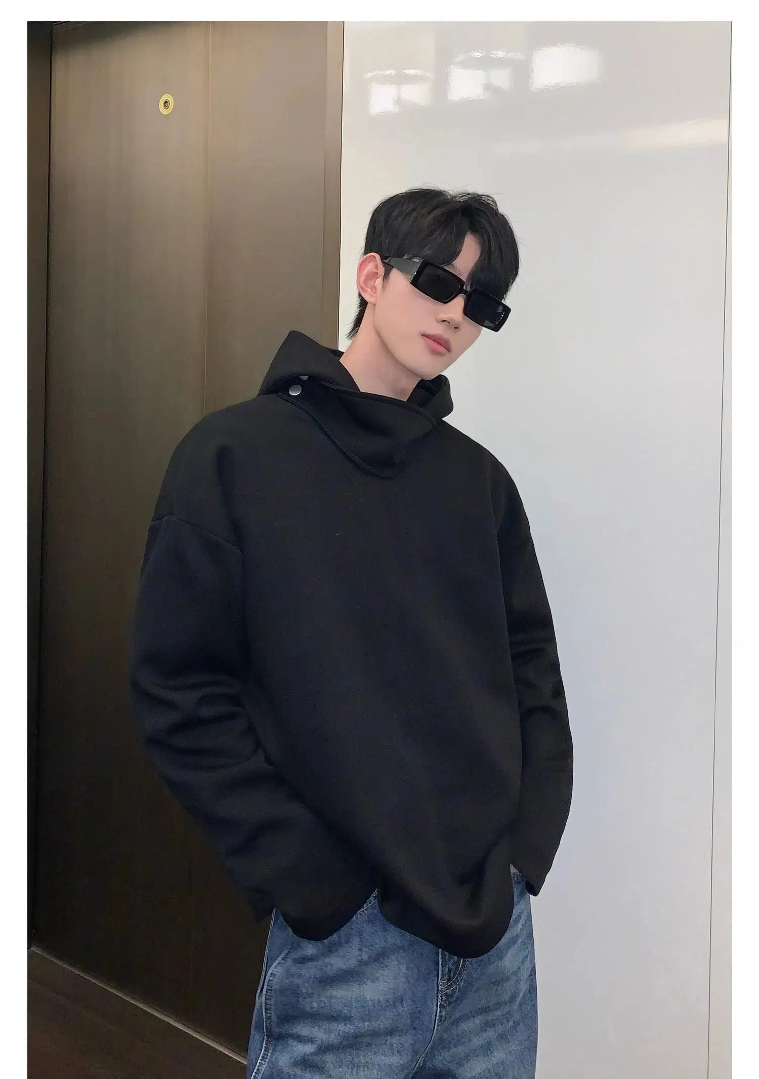 Stand-up Collar Hooded Sweatshirt