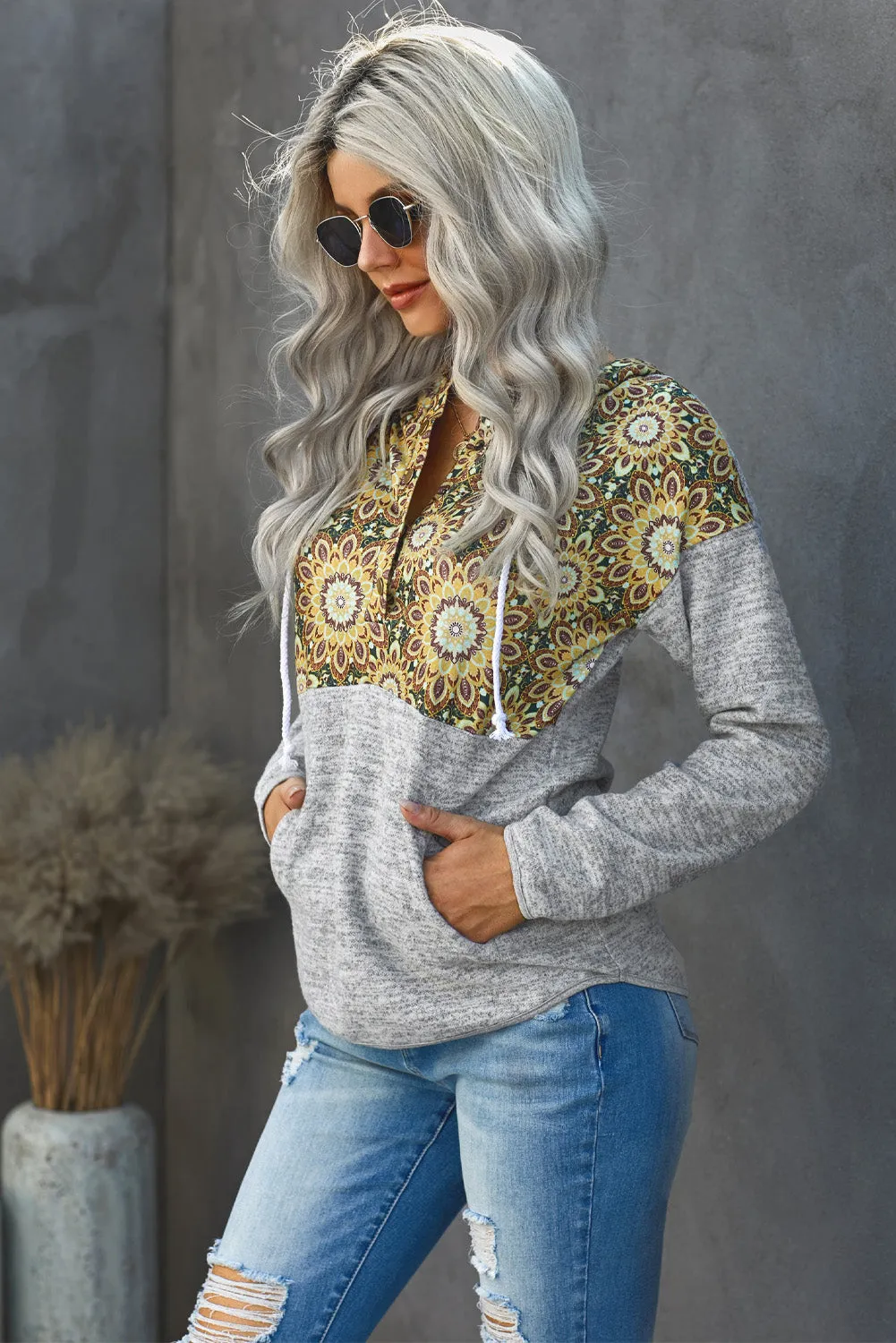 Women's Gray Tribal Print Vintage Drawstring Hoodie