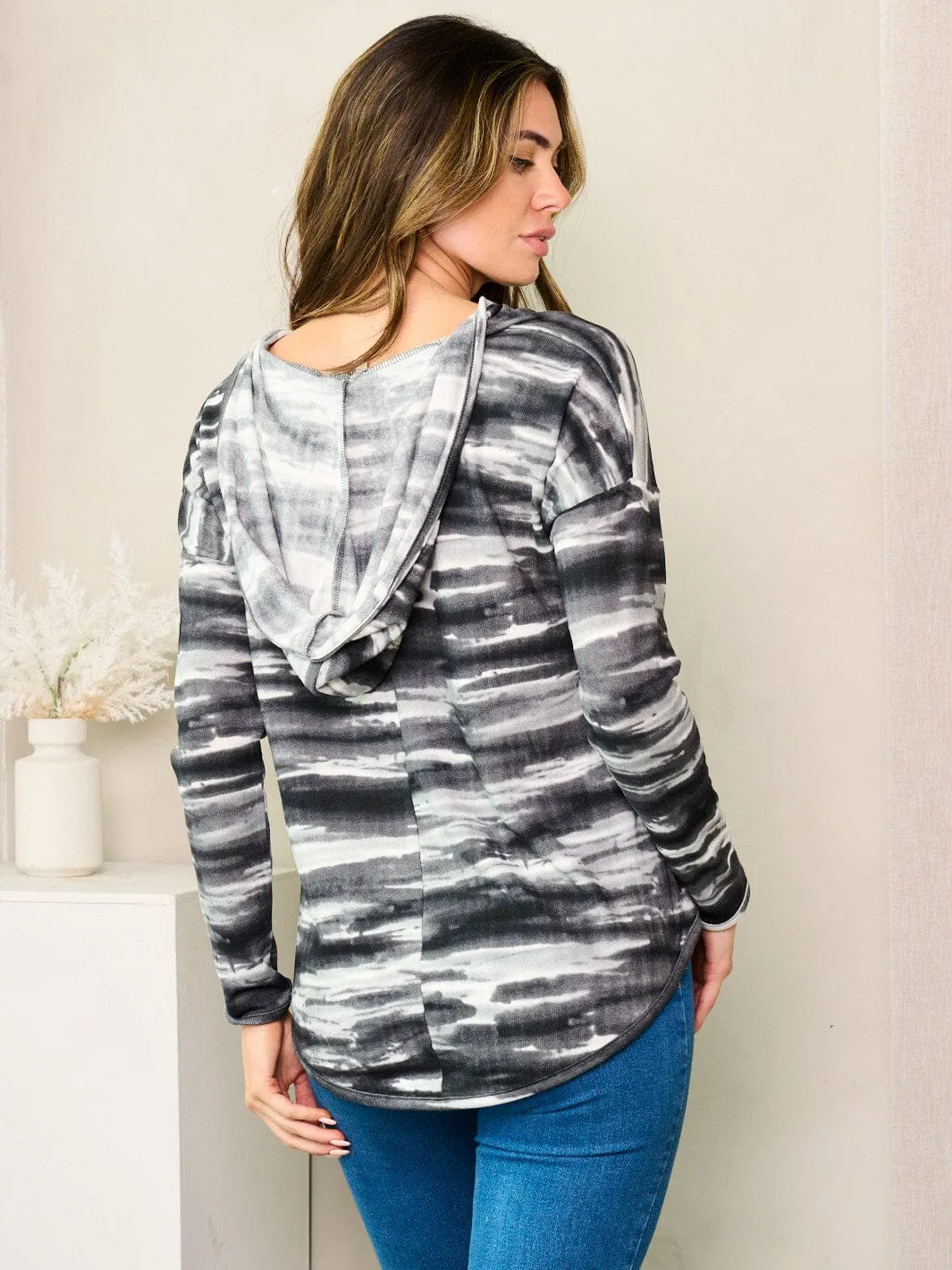 WOMEN'S LONG SLEEVE V-NECK HOODED TIE DYE TOP