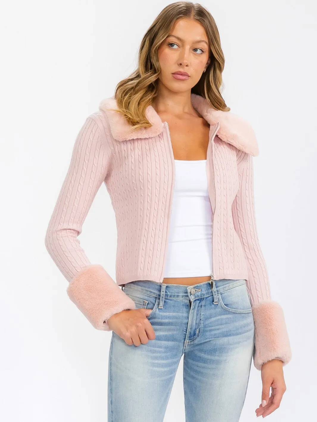 WOMEN'S LONG SLEEVE ZIP UP CANLE KNIT SHERPA DETAILED SWEATER