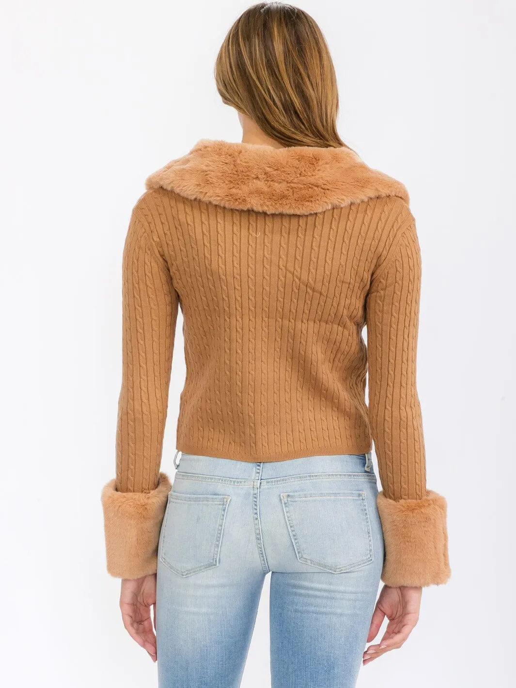 WOMEN'S LONG SLEEVE ZIP UP CANLE KNIT SHERPA DETAILED SWEATER