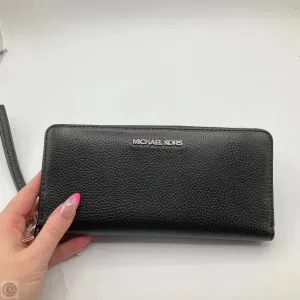 Wristlet Designer By Michael Kors, Size: Medium